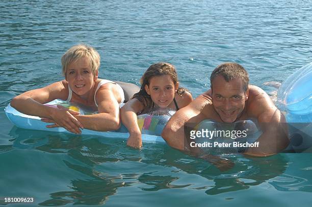 Daniela Lohmeyer , Christoph Schobesberger, Tochter Lea-Maria Schobesberger , Urlaub, Lago di Ledro/Italien, , Nähe Gardasee, Schauspieler,...