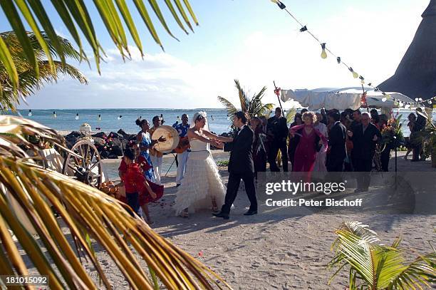 La Ravanne Sega Photos and Premium High Res Pictures - Getty Images
