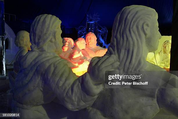 Eisskulptur " Das letzte Abendmahl", "Ice World 2003" - 1. Deutsches Eisskulpturen-Festival - Thema: "Die Bibel - Geschichten aus dem Alten und Neuen...