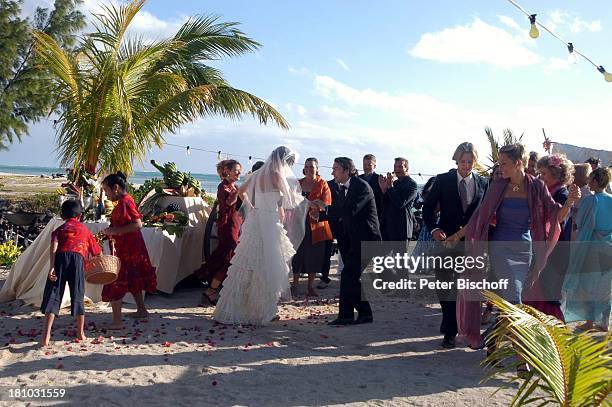 28 La Ravanne Sega Stock Photos, High-Res Pictures, and Images - Getty ...