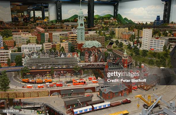 Miniatur-Wunderland, Hamburg, , Eisenbahn, Modelleisenbahn, digital, ferngesteuert, weltgrößte, Modellbahn, Modellbau, Modell, Miniatur, Gäste,...
