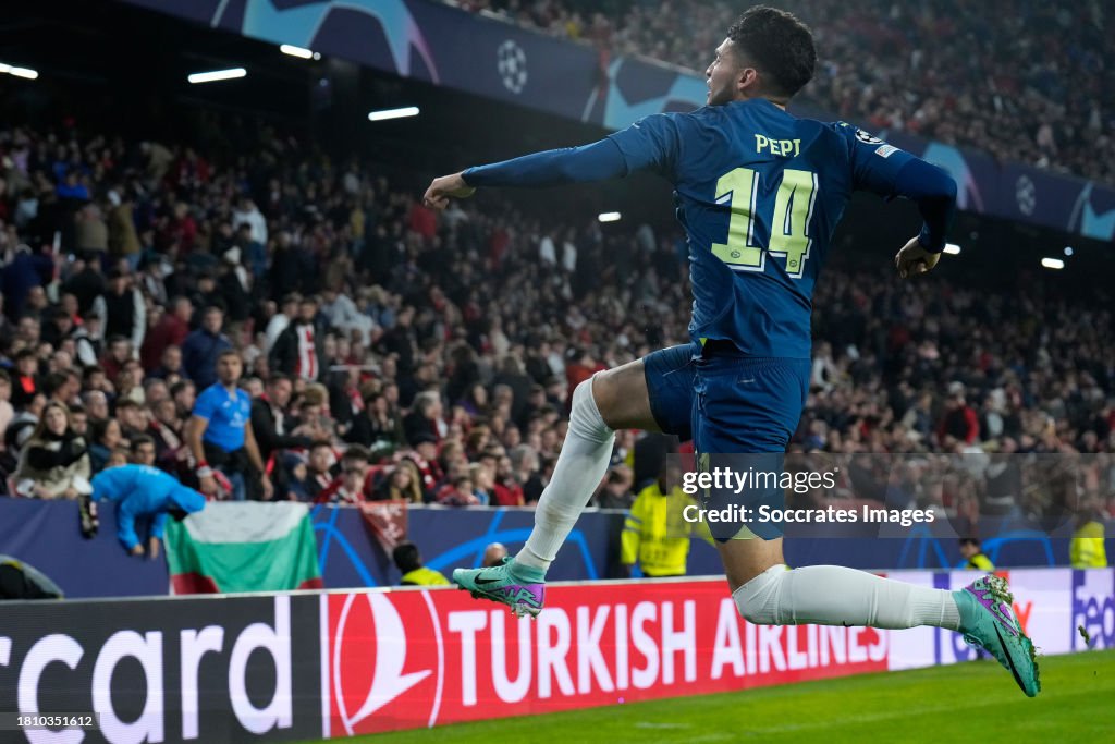 Sevilla v PSV - UEFA Champions League