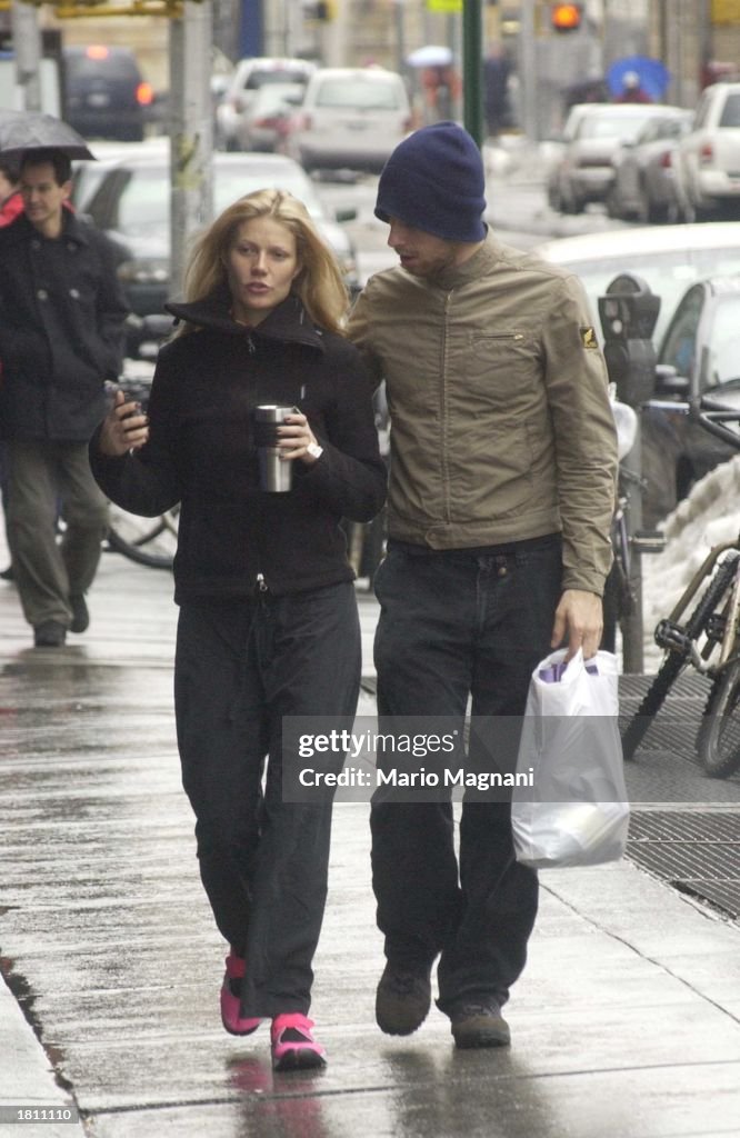 Gwyneth Paltrow And Boyfriend Chris Martin In New York