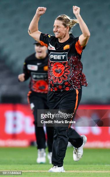 Sophie Devine of the Perth Scorchers celebrates the wicket of Bridget Patterson of the Adelaide Strikers during the WBBL match between Adelaide...