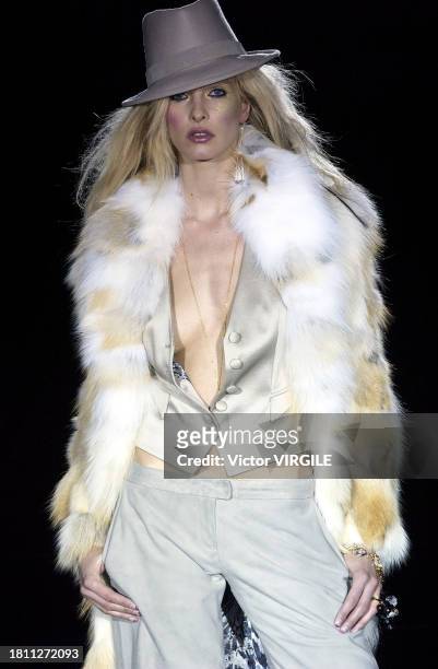 Christina Kruse walks the runway during the Julien Macdonald Ready to Wear Fall/Winter 2002-2003 fashion show as part of the London Fashion Week on...