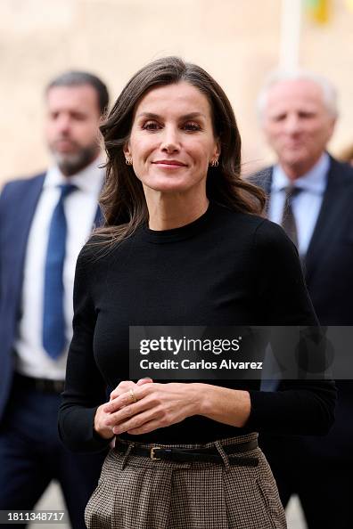 Queen Letizia Of Spain Attends Journalism And Language Seminar In La Rioja Queen Letizia Of Spain Attends Journalism And Language Seminar In La Rioja