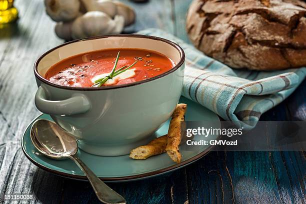 tomato soup - soep stockfoto's en -beelden