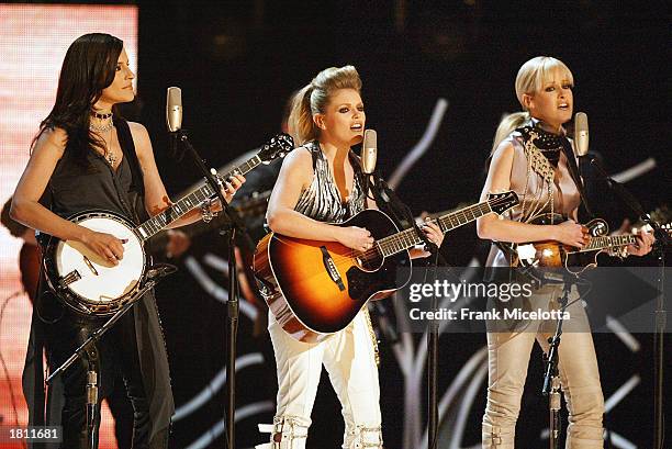 The Dixie Chicks perform at the 45th Annual Grammy Awards at Madison Square Garden on February 23, 2003 in New York City.