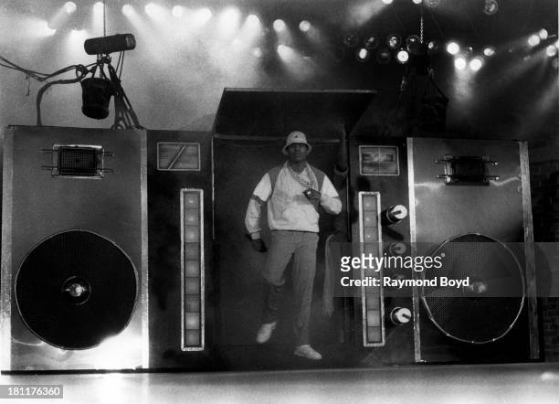 Actor and rapper L.L. Cool J., performs at the U.I.C. Pavilion in Chicago, Illinois in JANUARY 1990.