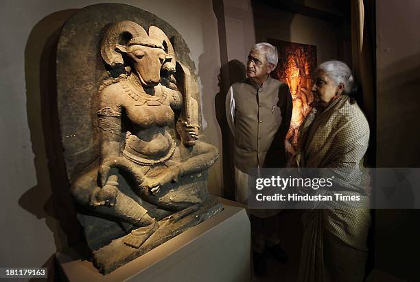 Union Minister of Culture Chandresh Kumari Katoch and Minister of External Affairs Salman Khurshid with sculpture of Vrishanna Yogini during...