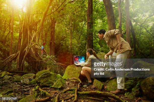 researchers working in jungle - scientist full length stock pictures, royalty-free photos & images