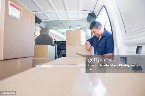 Load Testing Van Load Testing Photos and Premium High Res Pictures - Getty Images