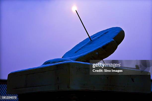 sundial, forbidden city, beijing - ancient sundials stock pictures, royalty-free photos & images