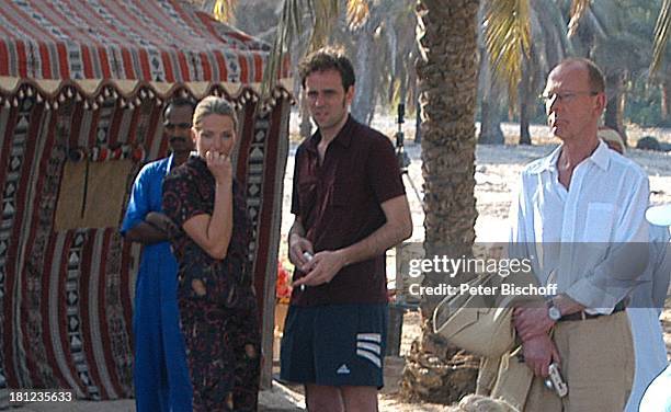 Tanja Wedhorn, Lebensgefährte Simon Raiser, Hans Peter Korff, , Dreharbeiten der ZDF-Reihe: "Traumschiff""Oman", Muscat/Oman/Arabien, , Hotel: "Al...