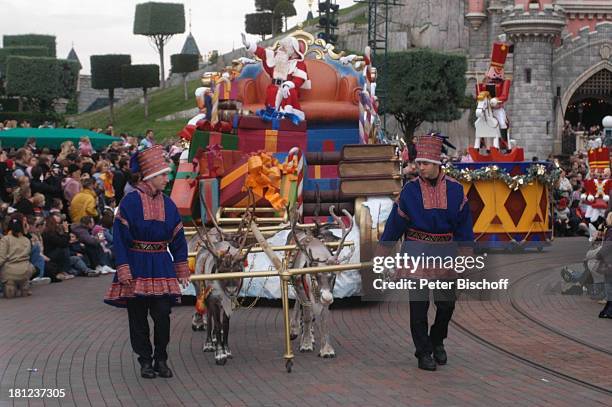 Christmas Parade, "Disneyland Park", "Disneyland Resort Paris", Paris/Frankreich, Europa, , Freizeitpark, Vergnügungspark, Weihnachten,...