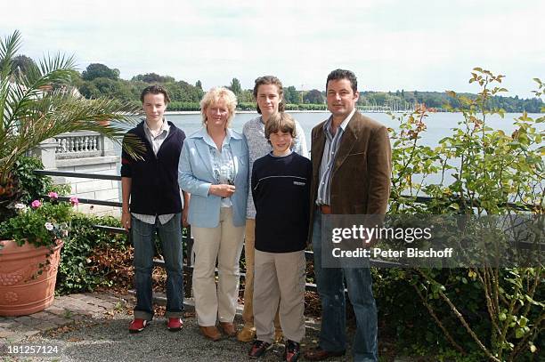 Andreas Winterhalder , Mutter Susanne , Vater Rolf , Bruder Heiko , Bruder Jörg , Inselhotel Steigenberger, Konstanz, Bodensee, , See, Familie,...