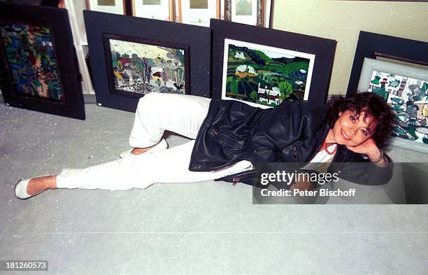 Simone Rethel, Homestory, Starnberger See bei München, Deutschland, , Schauspielerin, Bild, Gemälde,