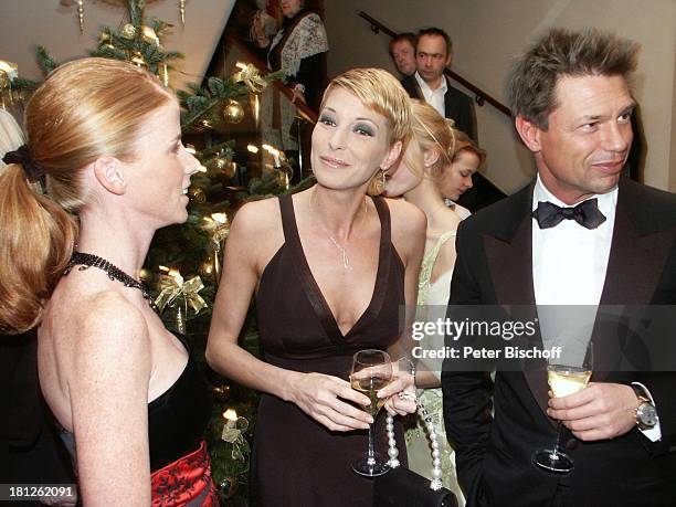 Giulia Siegel , Ehemann Dr. Hans Wehrmann , Gala-Gäste, "Internationaler Mido-Küsov-Kulturball", Grand Hotel "Russischer Hof", Weimar, , Spendengala,...