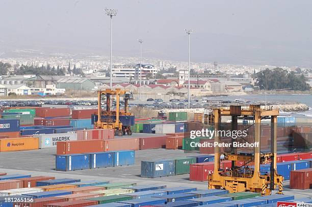 Hafen von Limassol, Zypern, Europa, Mittelmeer, , Prod.-Nr.: 188/2006, Container, Containerhafen, Gabelstapler, Meer, Insel, Reise,