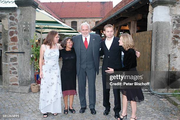 Gunther Emmerlich , Ehefrau Anne-Kathrein , Tochter Karoline Emmerlich , Sohn Johannes, Freundin Romy Fischer, 60. Geburtstag von Gunther Emmerlich,...