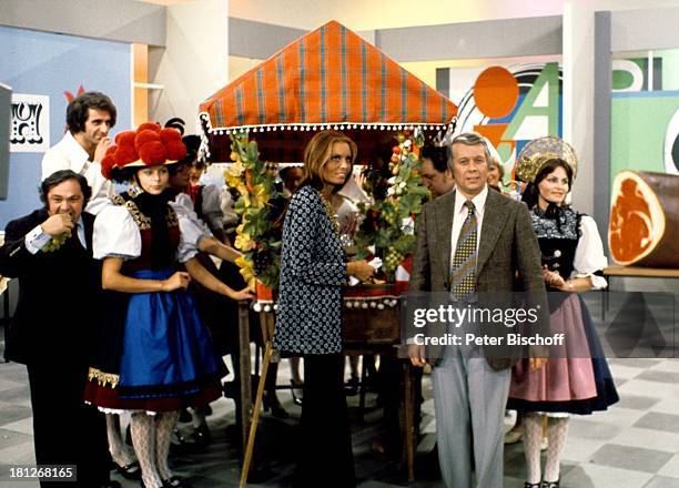 Peter Weck , Daliah Lavi , Peter Rubin , Mircea Krishan , ARD-Show "Rudi Carrell-Show", , Bremen, Deutschland, Schauspieler, Entertainer,