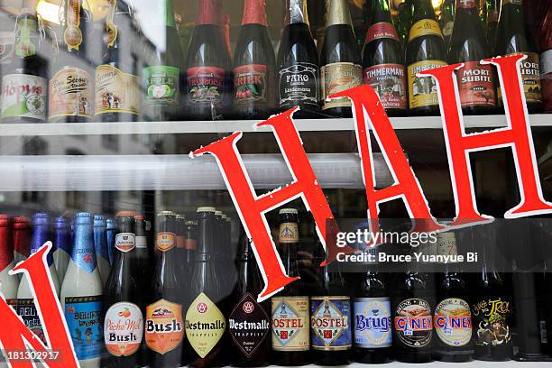 Beer Window 1,506 Beer Tower Stock Photos, High-Res Pictures, and Images - Getty Images