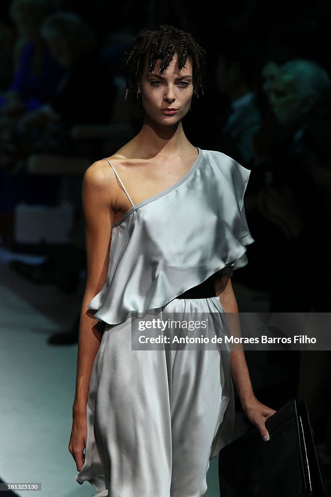 Emporio Armani - Runway - Milan Fashion Week Womenswear Spring/Summer 2014