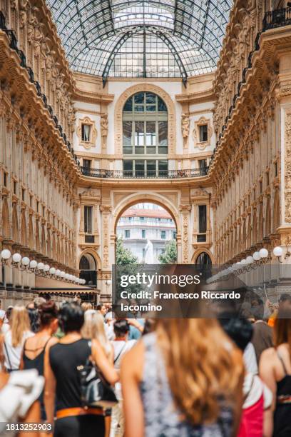 vittorio emanuele ii gallery, milan, lombardy, italy - storefront-for-art-and-architecture stock pictures, royalty-free photos & images