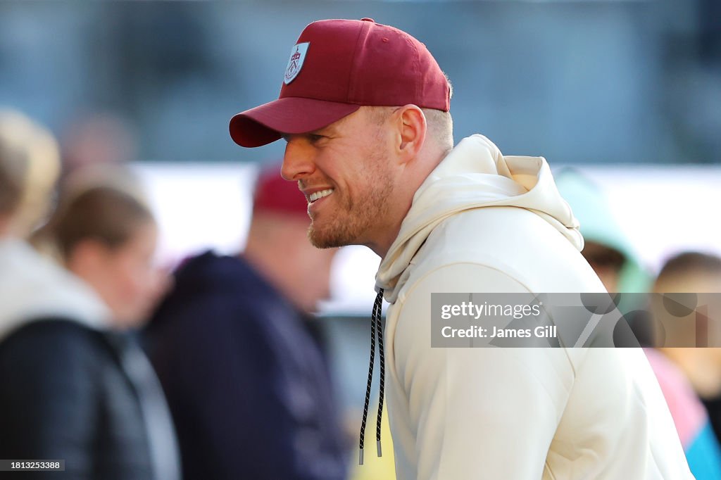 Burnley FC v West Ham United - Premier League