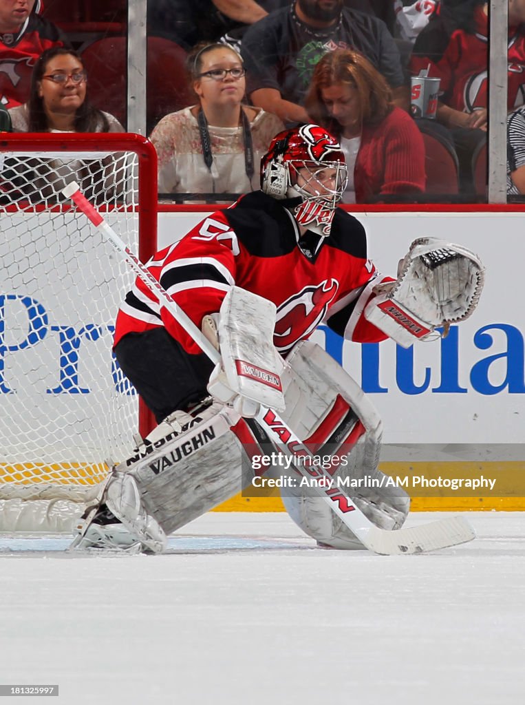 New York Islanders v New Jersey Devils