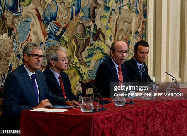 Casa Real's Spanish surgeon Fernandez Tapia, Spanish surgeon Miguel Cabanela, Spanish Casa Real household Rafael Spottorno and Spanish surgeon Angel...