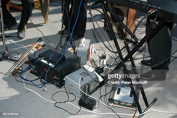 Verstärker, Kabel-Salat, beim Dorffest, Rybatschi früher Rossitten/"Kurische Nehrung"/Russland , Europa, ,