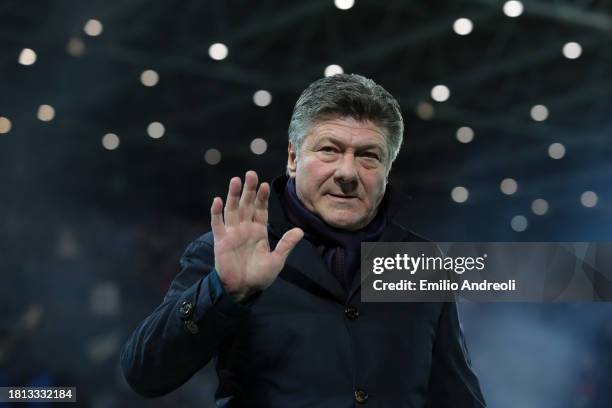 Walter Mazzarri, Head Coach of SSC Napoli, looks on prior to the Serie A TIM match between Atalanta BC and SSC Napoli at Gewiss Stadium on November...