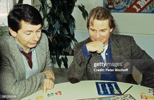 Fritz Wepper , Spielerfinder , Jubiläum zum einemillionsten verkauften "Scotland Yard"-Spiel, Ravensburg, Deutschland, , Spiel, spielen,...