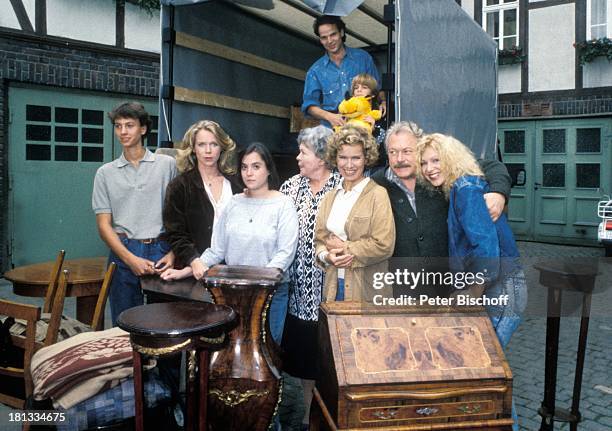 Eike Hagen Schweikhardt, Marion Kracht, Anja Jaenicke, Heidemarie Hatheyer, Witta Pohl, Guenter Strack, Sabine Kaack, , Mick Werup, Jan Harndorf ,...