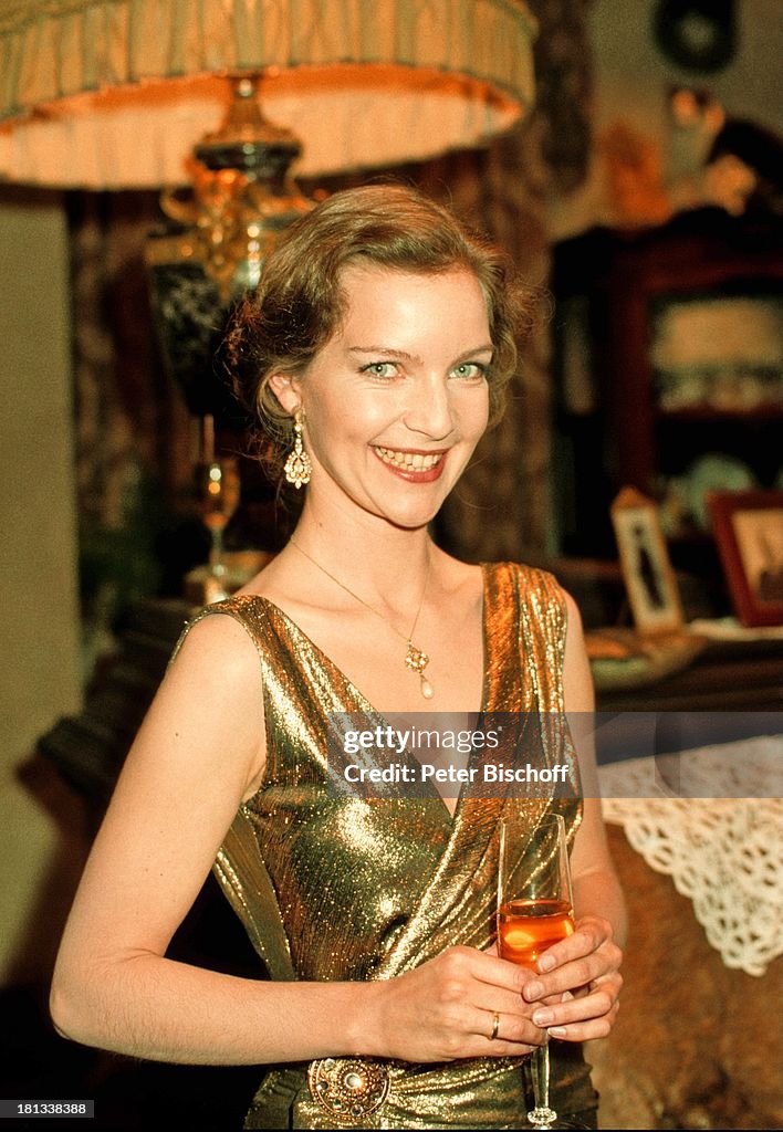 Dietlinde Turban, Portrait, Schauspielerin, geb. 27. August 1957