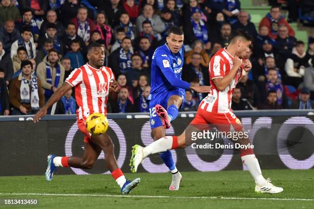 Mason Greenwood of Getafe CF scores the team's first goal during the LaLiga EA Sports match between Getafe CF and UD Almeria at Coliseum Alfonso...