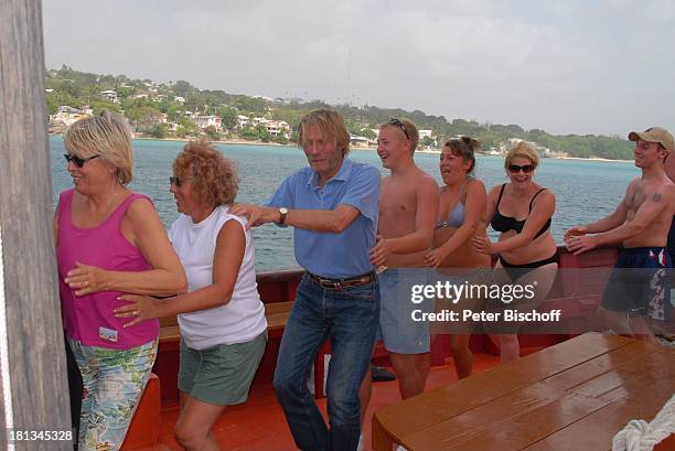 Horst Janson , Ehefrau Hella , Mitreisende, Gäste, Segelschiff "Jolly Joker", Bridgetown, Insel Barbados, Karibik, Urlaub, Schiff, Piratenschiff,...