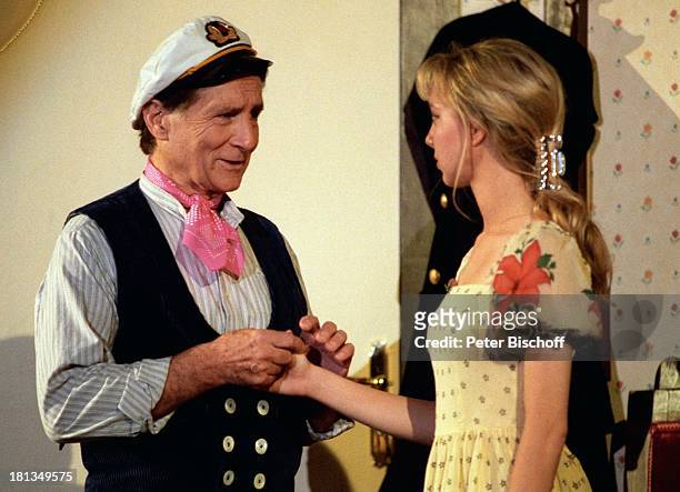 Freddy Quinn als "Johnny Kröger", Melanie Rühmann als "Gisa Häuptlein", Theater-Musical "Große Freiheit Nr.7", Tournee, Stade, Deutschland, ,...