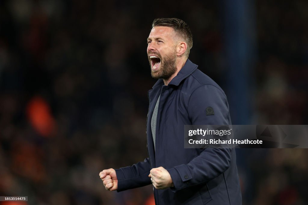 Luton Town v Crystal Palace - Premier League