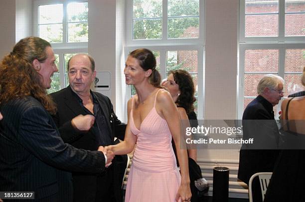 Andreas Bicking, Ralph Siegel, Tochter Marcella Siegel , Musical "Lachen", Premiere, Cuxhaven, Deutschland, ,