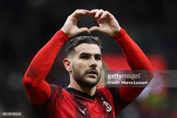 Theo Hernandez of AC Milan celebrates after scoring the team's first goal during the Serie A TIM match between AC Milan and ACF Fiorentina at Stadio...