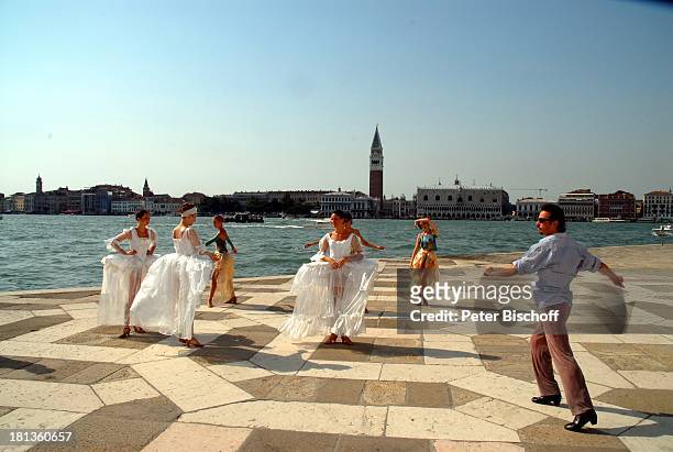 Tänzerinnen vom MDR Deutsches Fernsehballett, Dreh zum Musikfilm "Eine Nacht in Venedig" mit K R I E M H I L D J A H N, Basilica San Giorgio Maggiore...