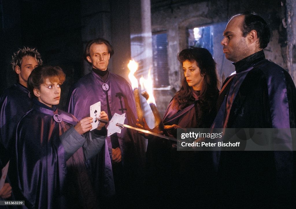 Karin Thaler , Janina Richter , Ludger Burmann , Komparsen,... Photo d