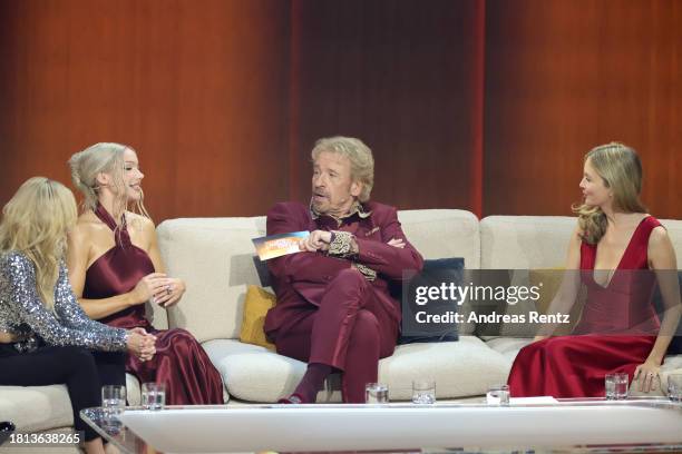 Helene Fischer, Shirin David, Thomas Gottschalk and Stefanie Stappenbeck speak on stage during the "Wetten, Dass ...?" tv show on November 25, 2023...