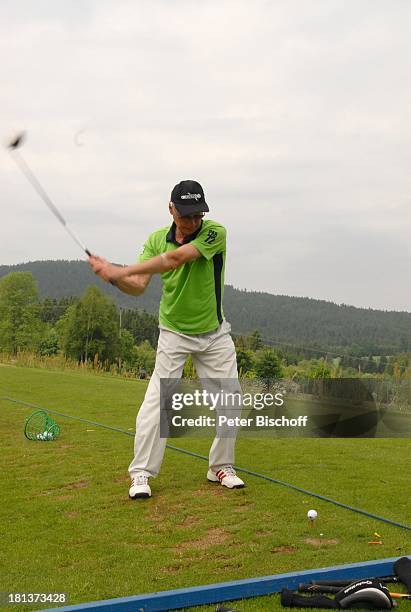 Arthur Brauss, Benefiz-Golf-Turnier des Promi-Charity-Golf-Clubs "Eagles" zugunsten des parkinsonkranken Ex-Star-Tenor P E T E R H O F M A N N,...