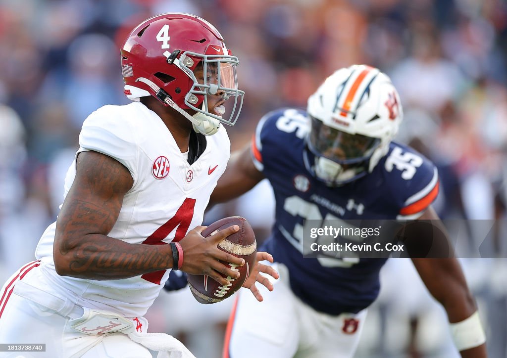 Alabama v Auburn