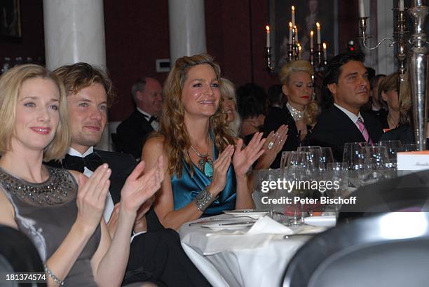 Alexandra Kamp , Freund Michael von Hassel , Gäste, "OWL-Charity-Night 2009", "Park-Hotel", Bad Driburg, Nordrhein-Westfalen, Deutschland, Europa,...