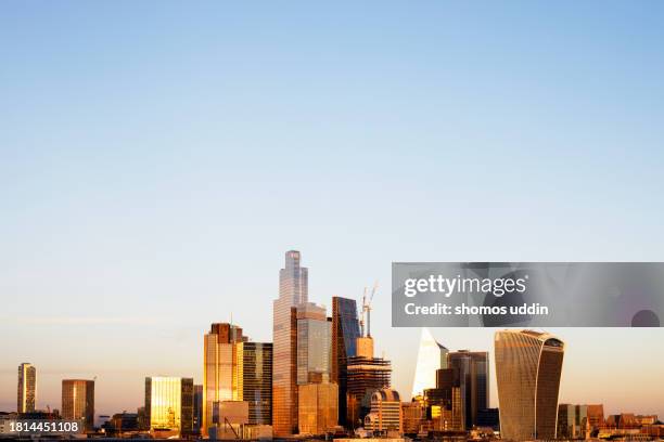 elevated view of london city skyline - continuing development stock pictures, royalty-free photos & images