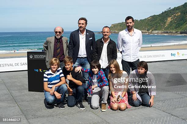 Alex Angulo Alex Angulo Photos and Premium High Res Pictures - Getty Images